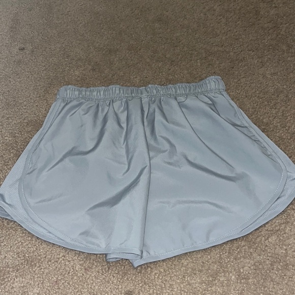 Nike shorts. SIZE:S - Picture 2 of 3